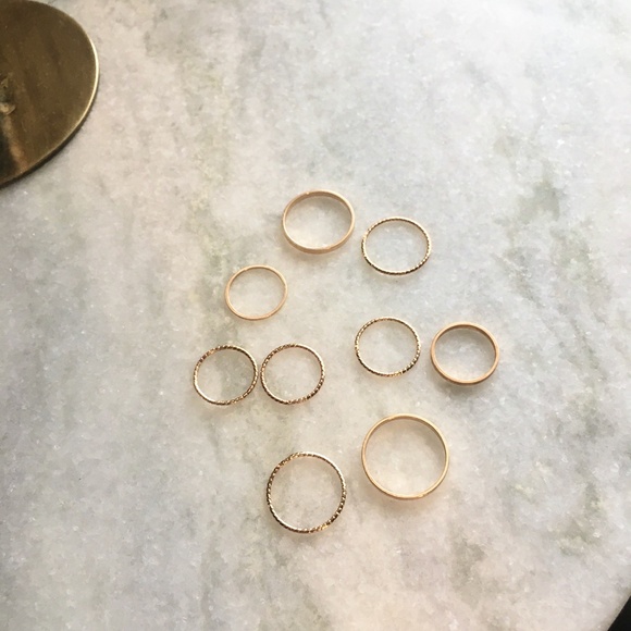 Minimalist Set of 9 Stackable Gold or Silver Rings - Picture 4 of 9
